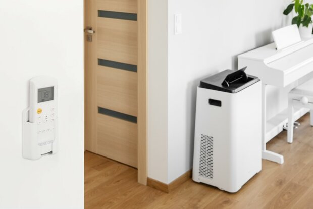 Sencor SAC MT1411C mobiele airco 14000 BTU energieklasse A wit